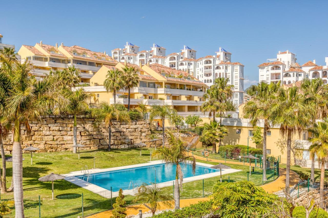 Hanami Puerto Alto Estepona Pa 4-2 Bagian luar foto